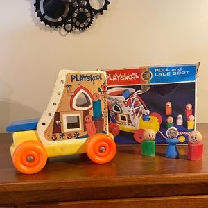 Vintage 1970 Playschool, pull and lace boot includes three figures, no laces